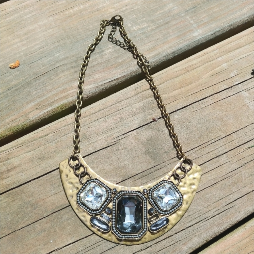 Hammered antique gold statement necklace NWT